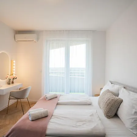 아파트 Myflat Club 218 Palazzo Wellness
