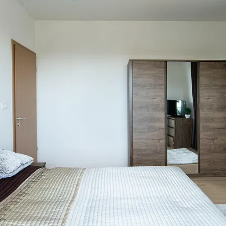 Myflat Club 218 Palazzo Wellness Apartment *